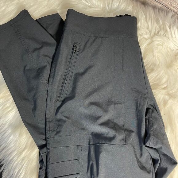 Athleta Black Zip Pocket Cargo Style Pants Sz 4 - Picture 1 of 10